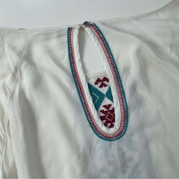 ROXY Women's Cream Embroidered Landslide Peasant Blouse Size Large - Picture 10 of 10